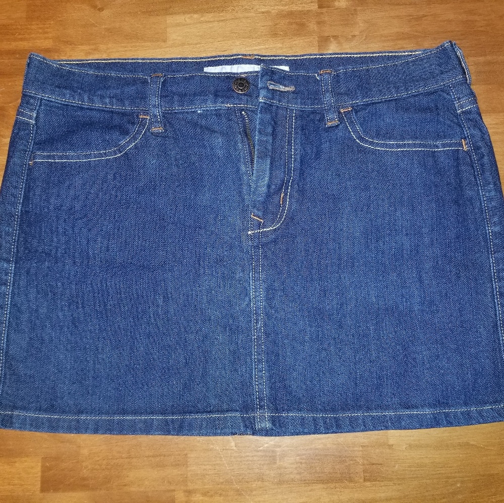 Old Navy Dark Blue Jean Skirt Size 8 EUC